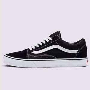Black Old skool Vans